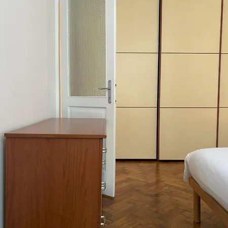 Flat Belpoggio 13 Lägenhet *